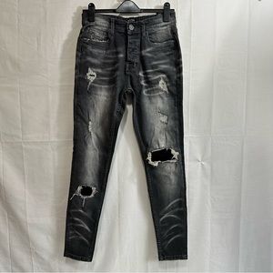 BOOHOO MAN SKINNY STRETCH RIP & REPAIR SELF FABRIC DENIM JEANS IN GREY 32 x 32”